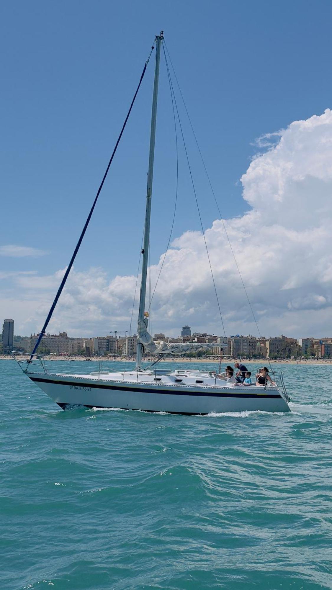 Sailing Experience In Barcelona